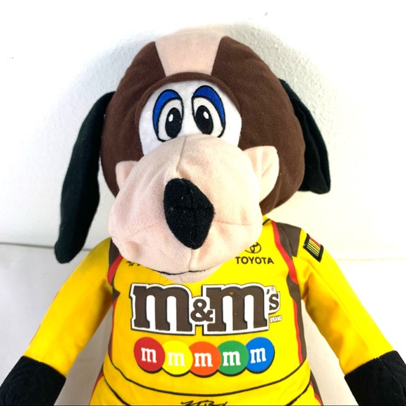 Toy Factory, Kyle Busch #18 NASCAR Collectible Logo Fire Suit Plush Dog. - Picture 3 of 12